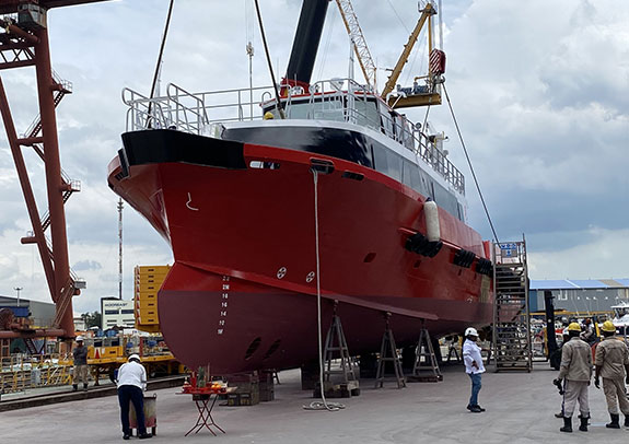 CENTUS MARINE RECEIVES SECOND HYBRID FAST CREW BOAT FROM STRATEGIC MARINE